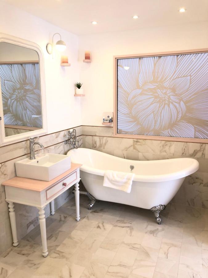 Bed and Breakfast Le Coeur De La Bastide - Adult Only Carcassonne Exteriér fotografie